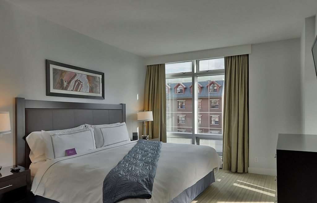The Parkside And 4*